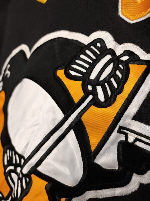 CAMISETA PENGUINS - Imagen 2